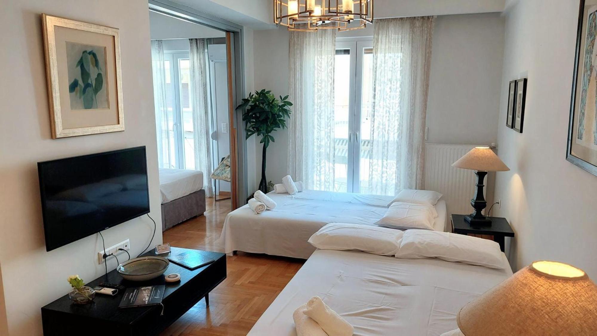 Elegant Apartment In Acropolis Ateny Zewnętrze zdjęcie