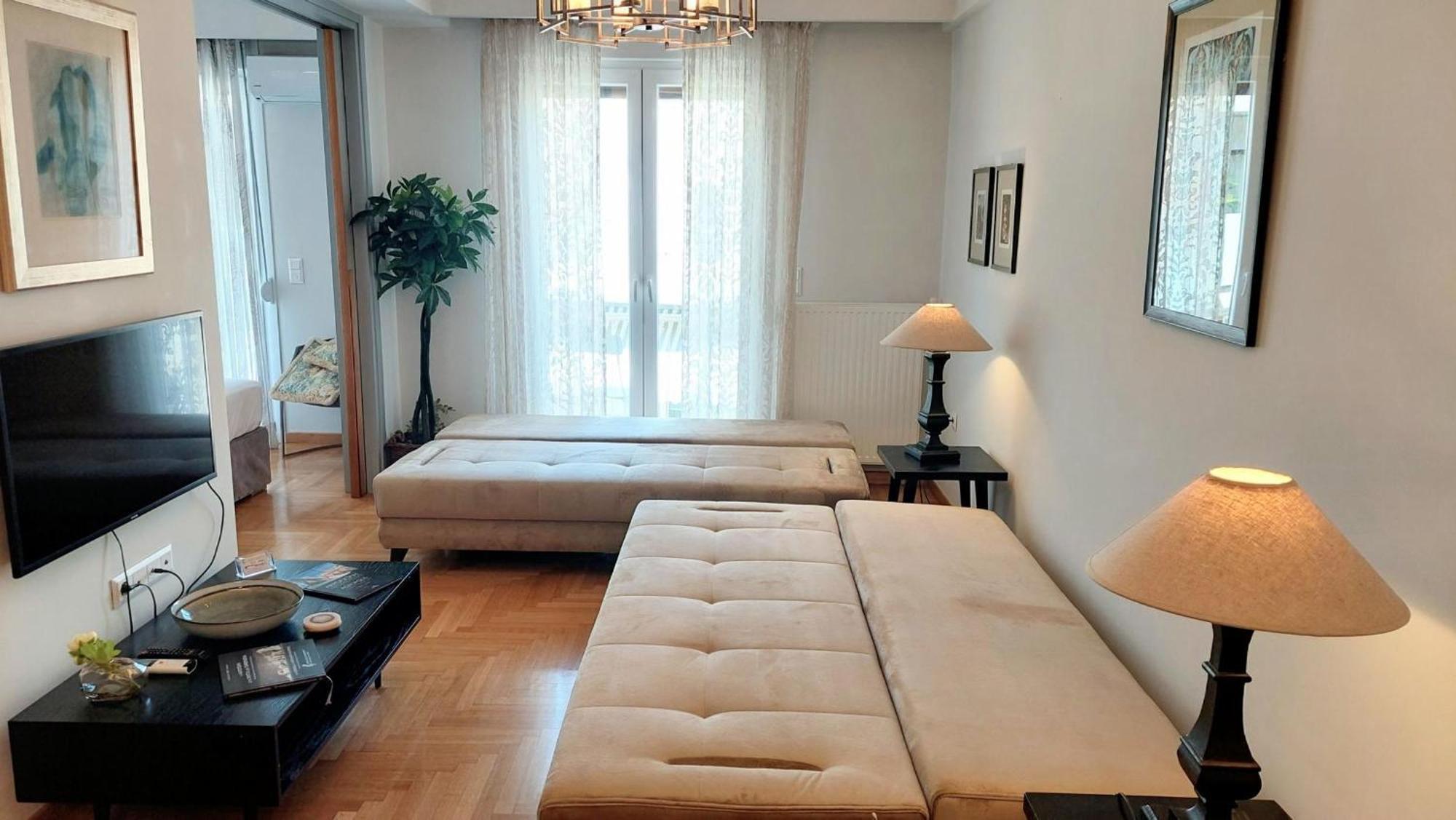 Elegant Apartment In Acropolis Ateny Zewnętrze zdjęcie
