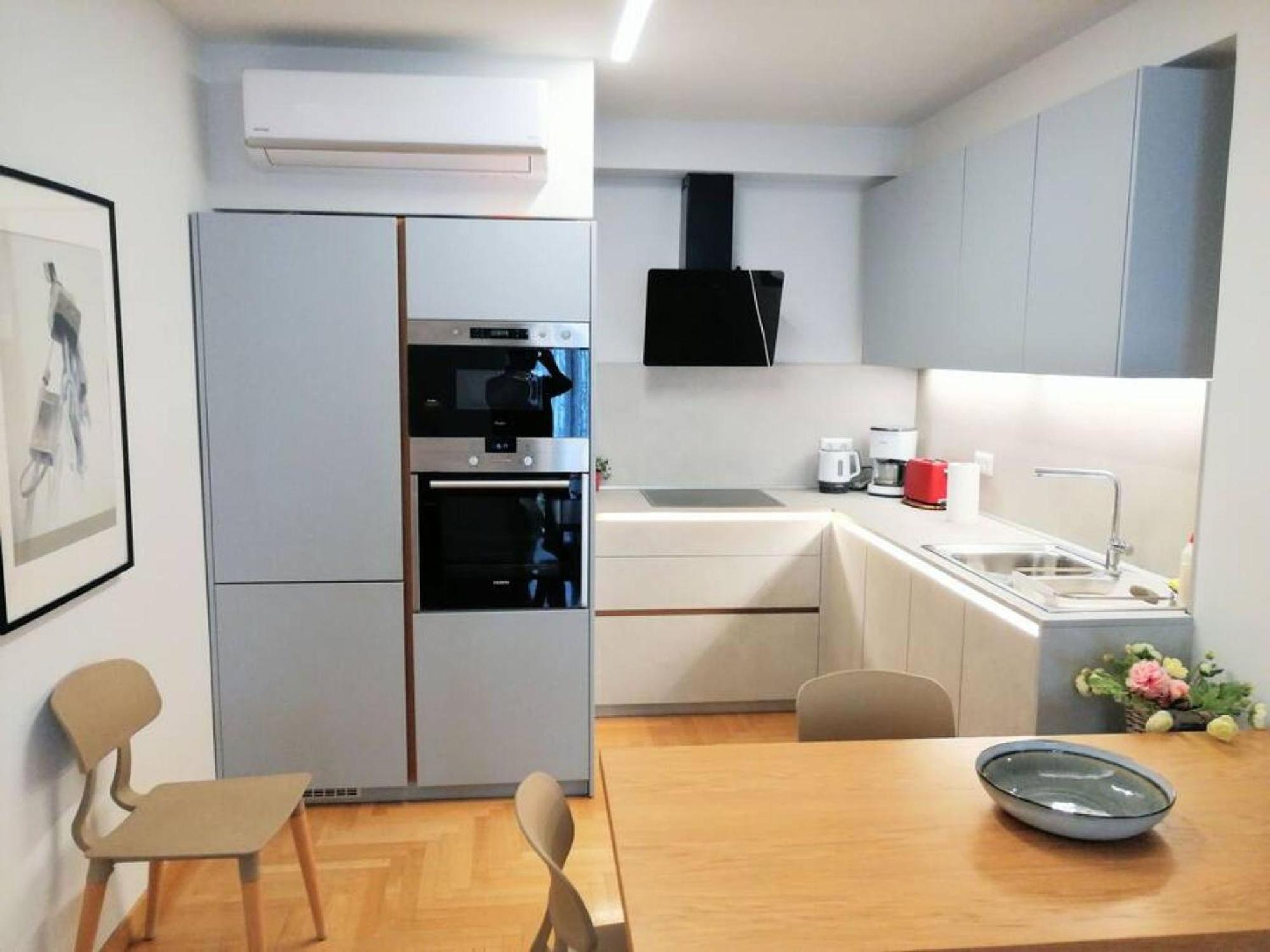 Elegant Apartment In Acropolis Ateny Zewnętrze zdjęcie