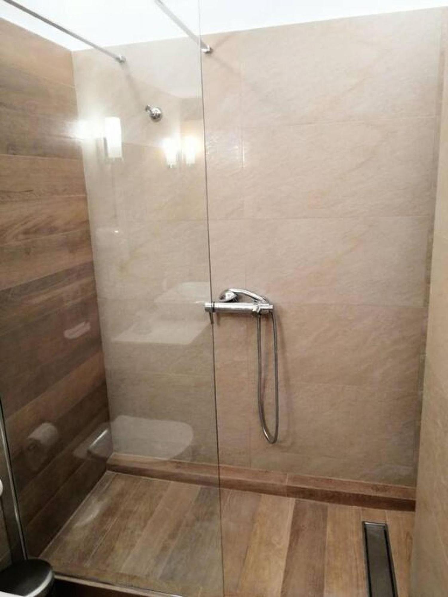 Elegant Apartment In Acropolis Ateny Zewnętrze zdjęcie
