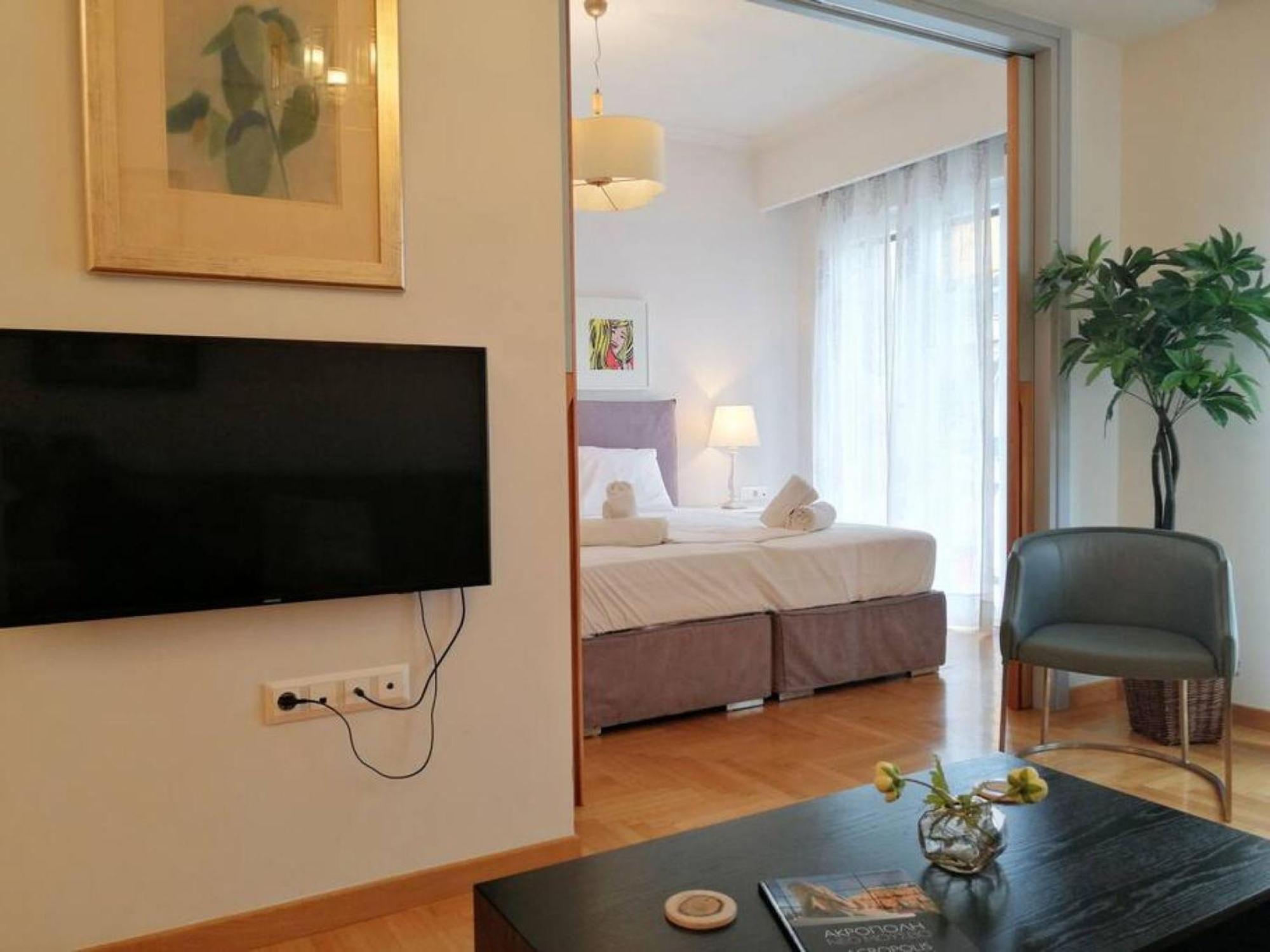 Elegant Apartment In Acropolis Ateny Zewnętrze zdjęcie